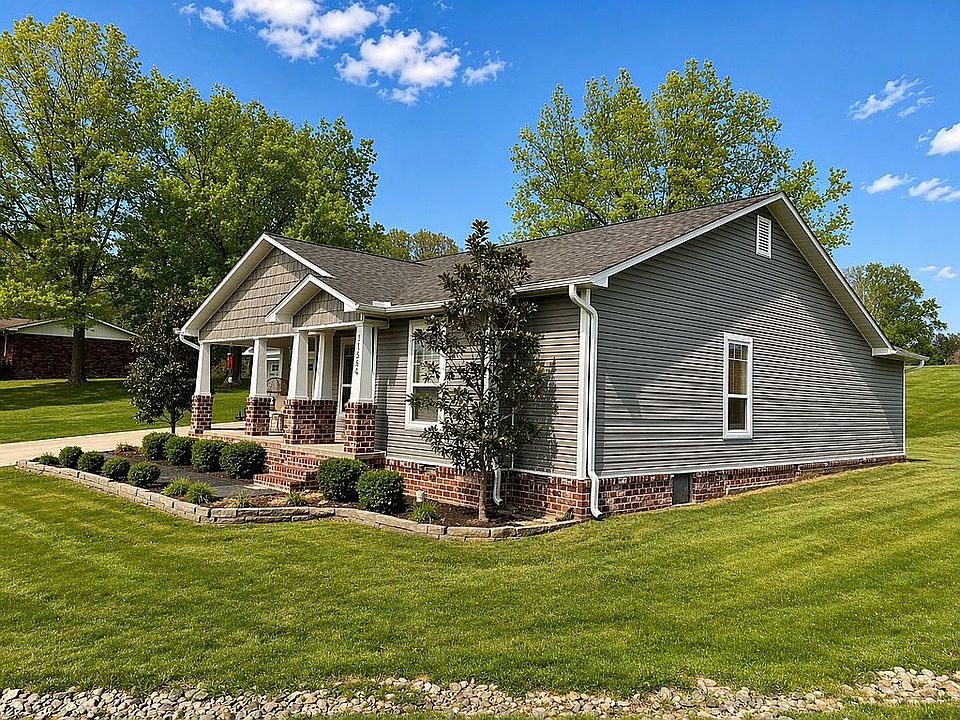 2nd image of 11564 Pinehurst Cir