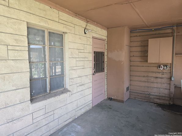 san-antonio-texas-169112895 picture