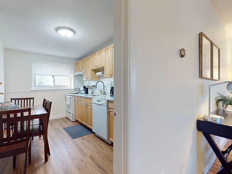 99 Chestnut St #5 — Photo 7