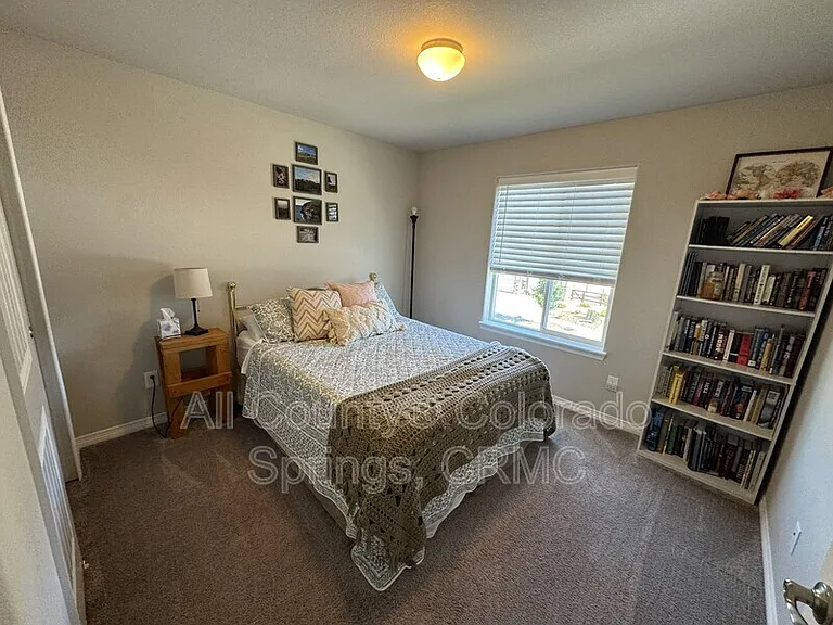 10451 Wrangell Cir — Photo 23