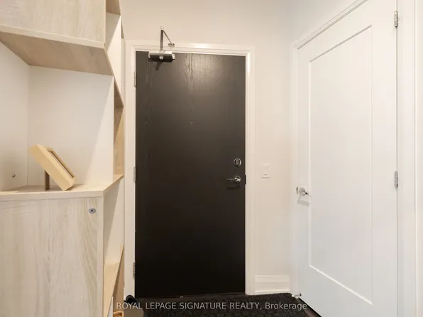 293 The Kingsway Ave, Toronto, ON