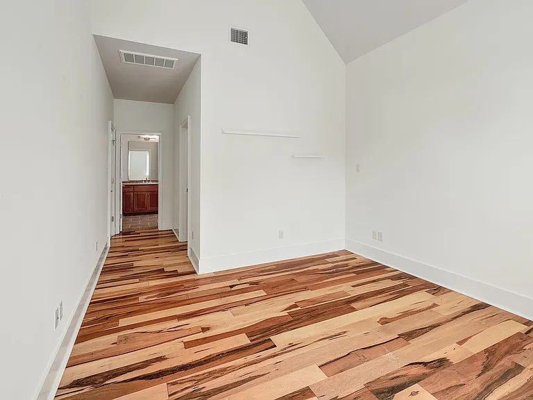 1601 Houston St #3 — Photo 18