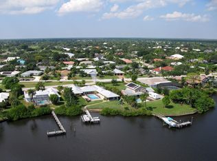 33 SE Saddle Back Rd, Jupiter, FL 33469