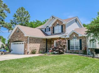 349 Ries Rd, Ballwin, MO 63021