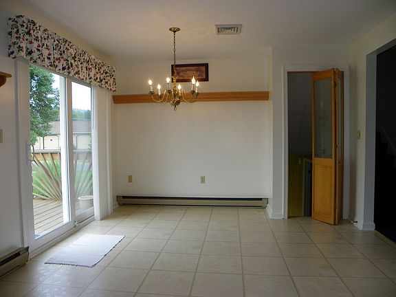 Dining Area leading to finished lower level