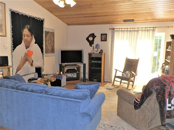 4th image of 5743 Palmer Dr