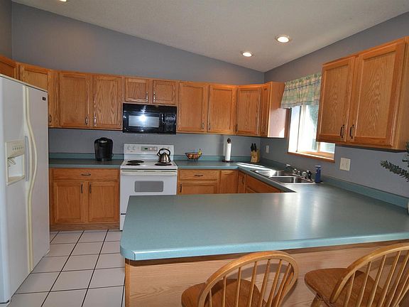 5th image of 1847 MANATEE DRIVE