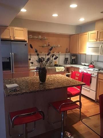 2nd image of 4817 W 109th St #2202