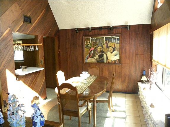 5th image of 1679 SW Sylvester Lane