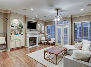 4155 Dickson St, Houston, TX 77007