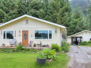 8516 Evergreen Park Rd, Juneau, AK 99801