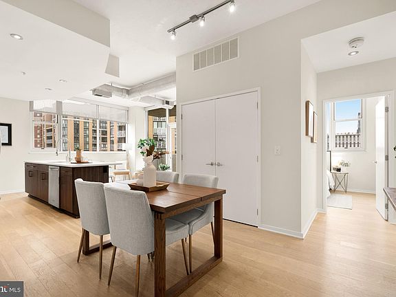 2nd image of 3409 Wilson Blvd Unit 710
