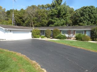 640 N Lasalle Rd, Seneca, IL 61360