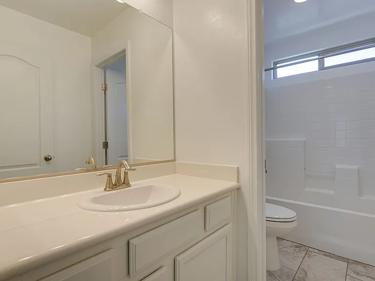 10768 Yarmouth Bay Ct — Photo 26