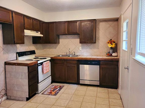 2nd image of 207 W Alene Dr