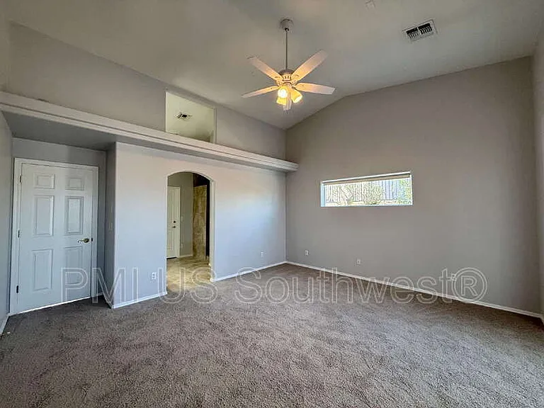 2917 Desert Vista Dr — Photo 14