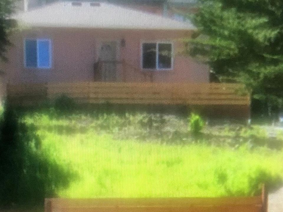 1st image of 386 Goodwin Dr #A