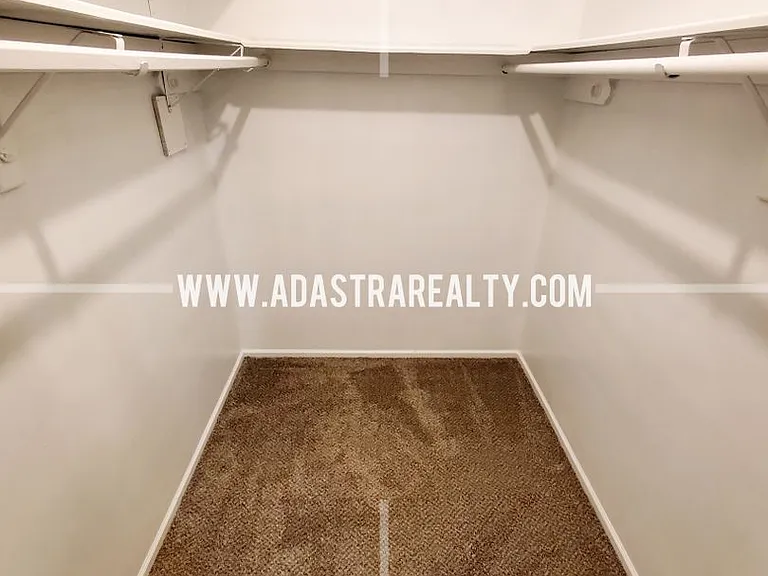 1424 E Willow Dr — Photo 14