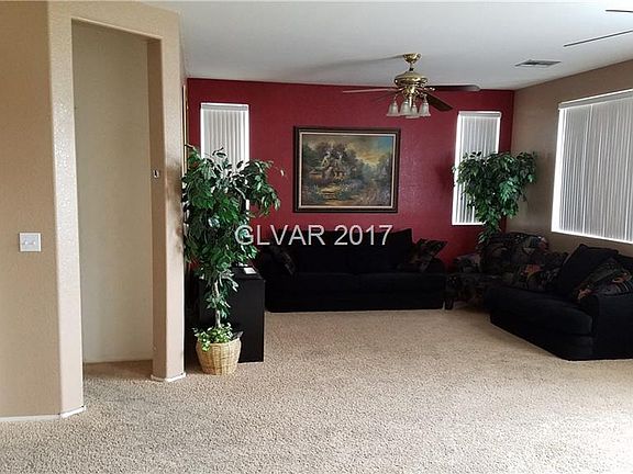 2nd image of 816 Bear Mountain Ave
