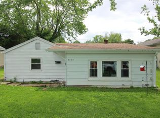 1810 Scheel St, Belleville, IL 62221