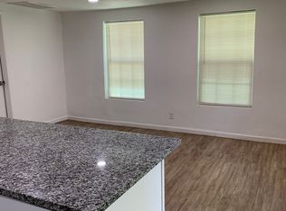 621 S Retta St #B, Fort Worth, TX 76111