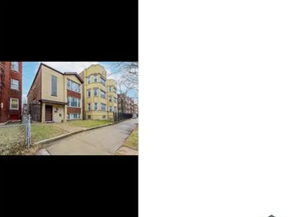 7637 S Essex Ave, Chicago, IL 60649