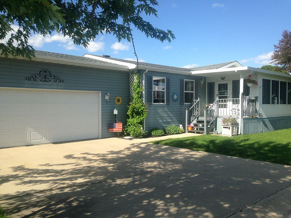 1st image of 3701 E Wood Ct