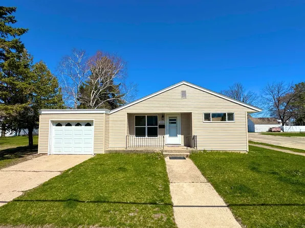 1400 23rd Ave, Menominee, MI 49858
