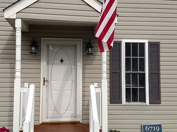 2nd image of 6719 Casey Savannah Ln