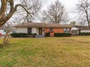 2517 Taylor St, Commerce, TX 75428