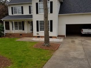 912 E Silverleaf St, Greer, SC 29650