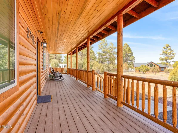 2718 Church Lane, Overgaard, AZ 85933