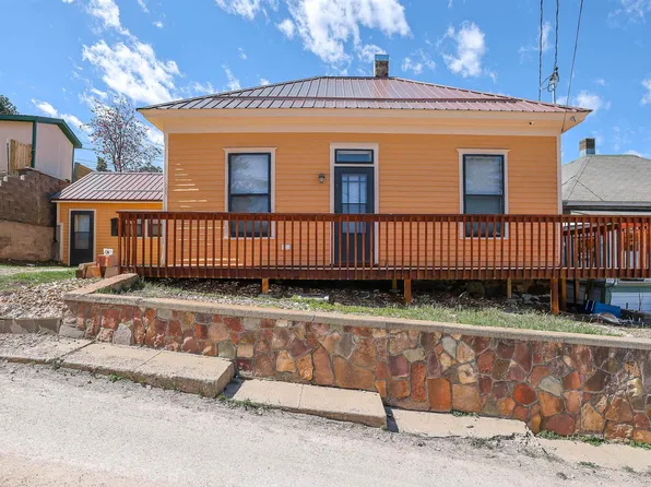 121 Columbus St, Lead, SD 57754