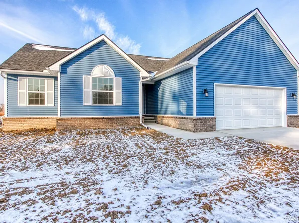 80350 Belle River Rd, Memphis, MI 48041