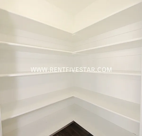 431 McKinley Ave #3B — Photo 7