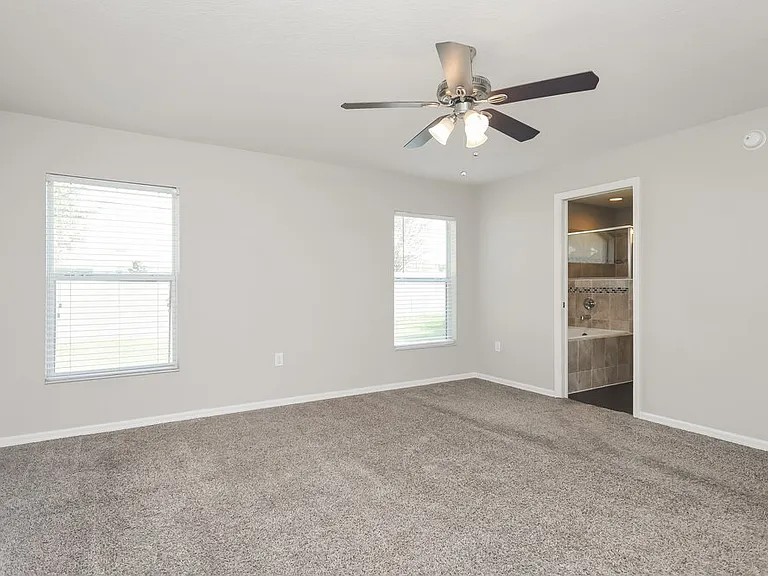 4736 Summerfield Cir — Photo 9