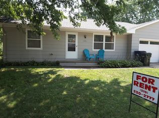 203 Lambeth Rd, Waterloo, IA 50701