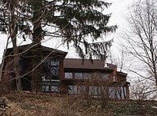 67 Hopi Trl, Oak Ridge, NJ 07438