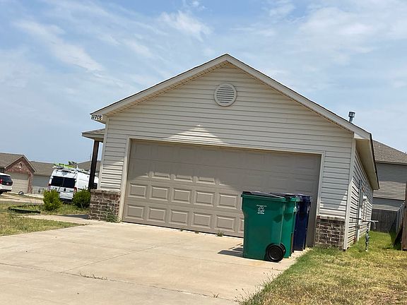 2nd image of 11708 Casey Dr