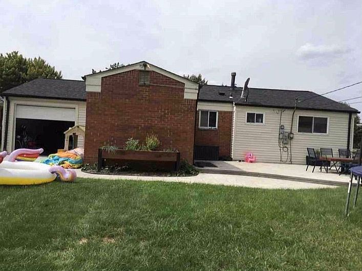 2nd image of 39430 Poinciana Dr