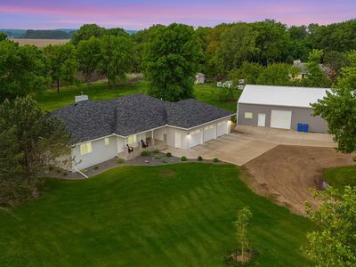 45929 Timber Rd, Vermillion, SD, 57069