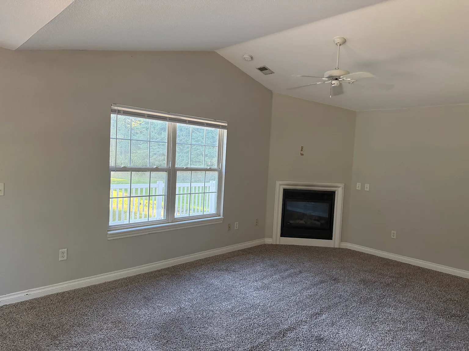 2 bed, 1206 sqft, $1,450 — Photo 1