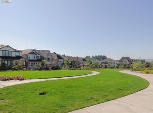 13149 SW Redfox Ter, Beaverton, OR 97007