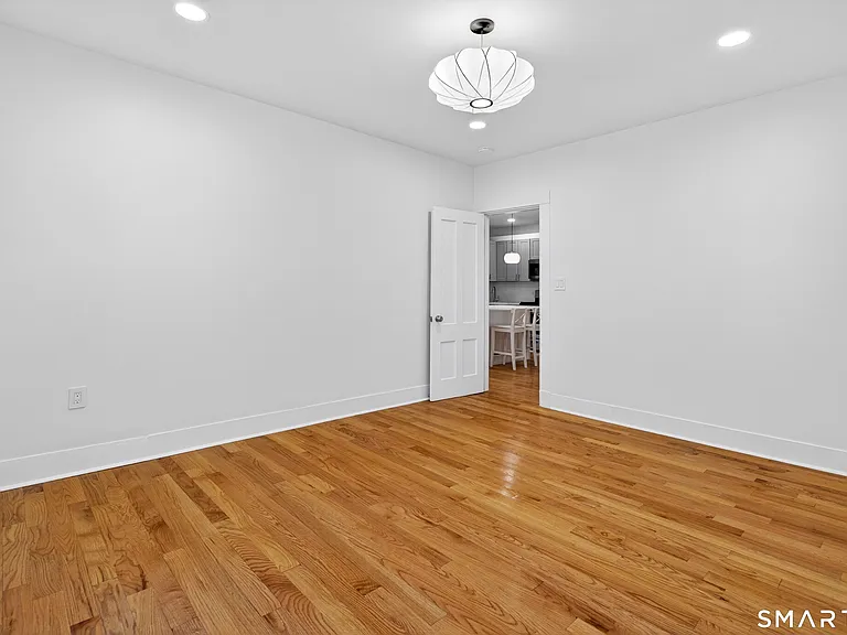 52 Edwards St #1 — Photo 5