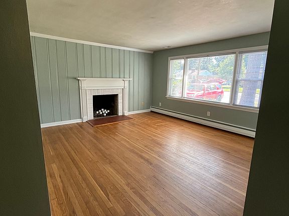 5th image of 143 Hermitage Rd
