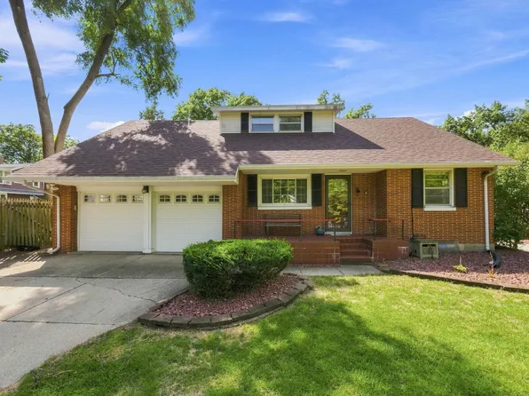 1436 Carrington St, Janesville, WI 53545