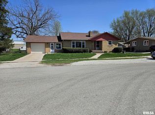 519 Warren St, Colona, IL 61241