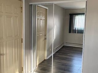 429 N Hicks Rd APT 1, Palatine, IL 60067