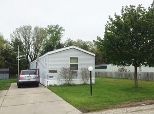 25200 107th St, Trevor, WI 53179