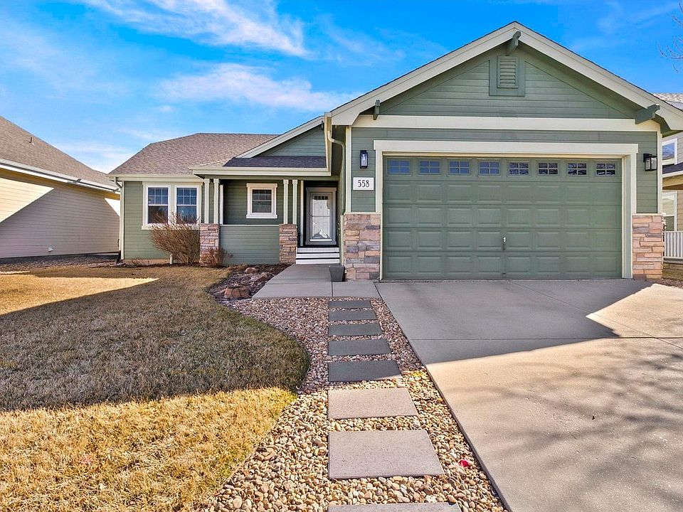 1st image of 558 Magpie Dr